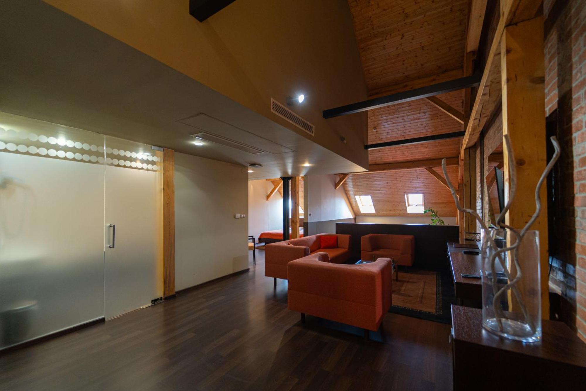Boutique Hotel Zlaty Dukat Кошице Екстер'єр фото