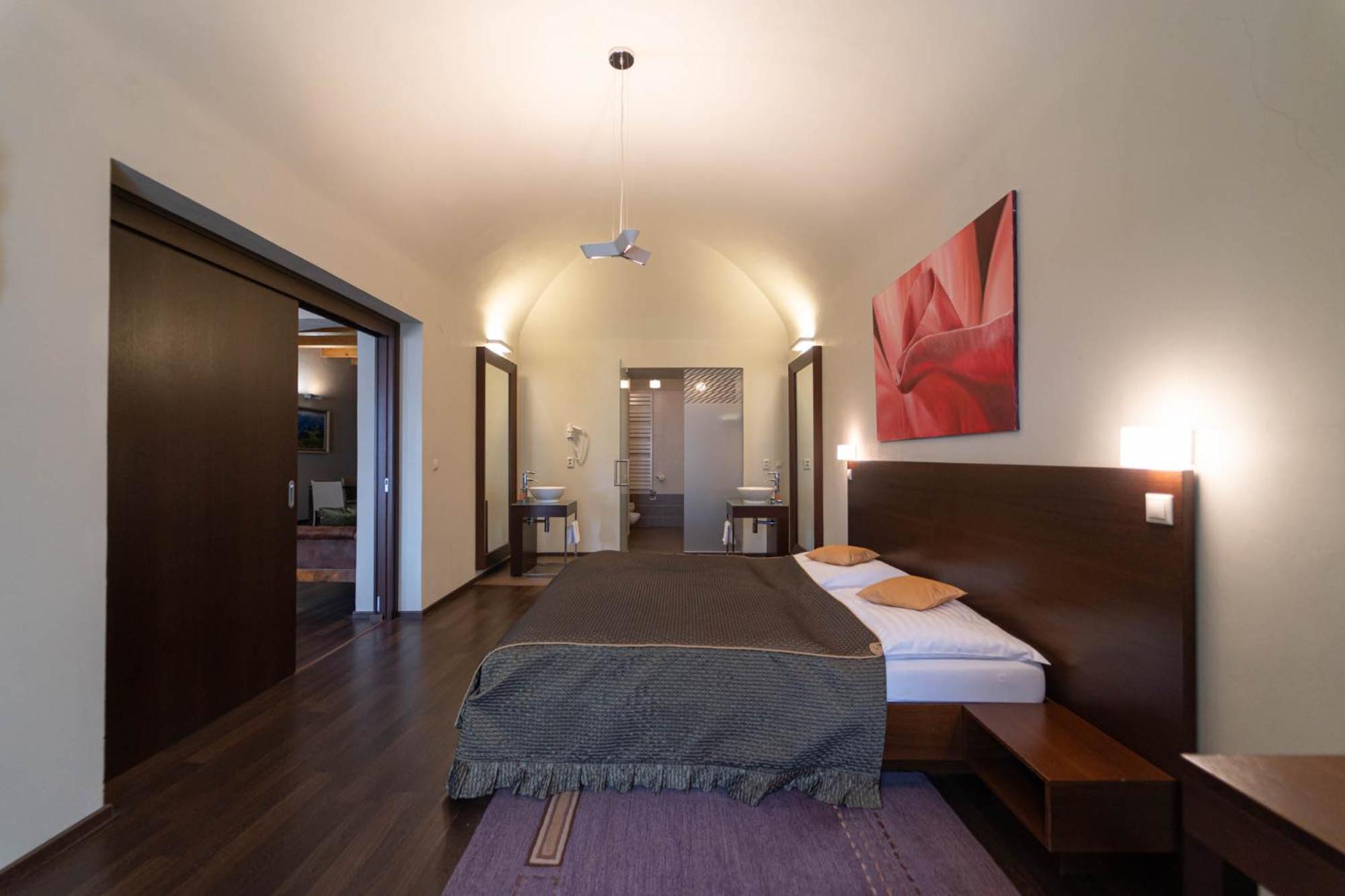Boutique Hotel Zlaty Dukat Кошице Екстер'єр фото