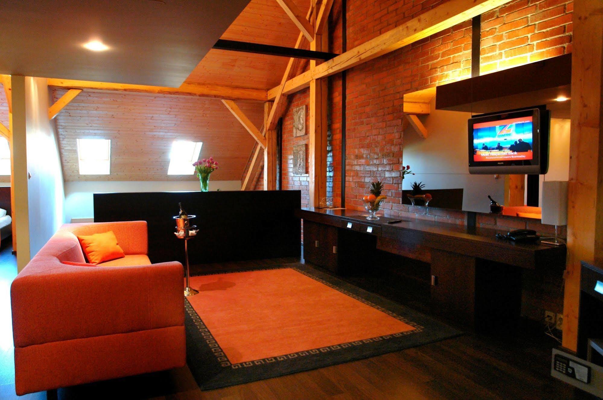 Boutique Hotel Zlaty Dukat Кошице Екстер'єр фото